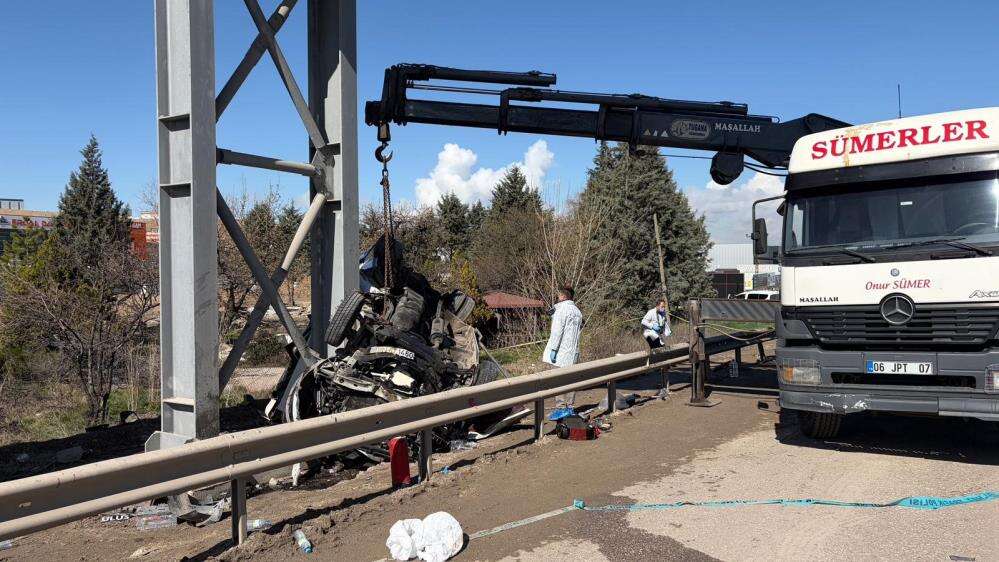 5 kişinin öldüğü otobüs kazası kamerada! Kimlikler belli oldu 6